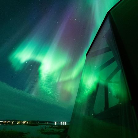 Aurora River Camp Glass Igloos & Cabins Kiruna Extérieur photo
